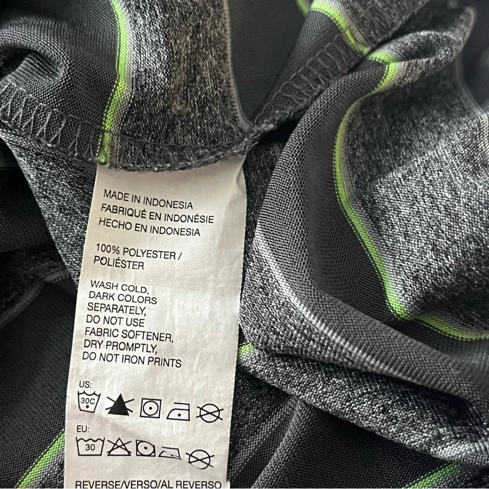 Izod Golf Polo Shirt Gray Green Striped Short Sleeve Casual Men’s S